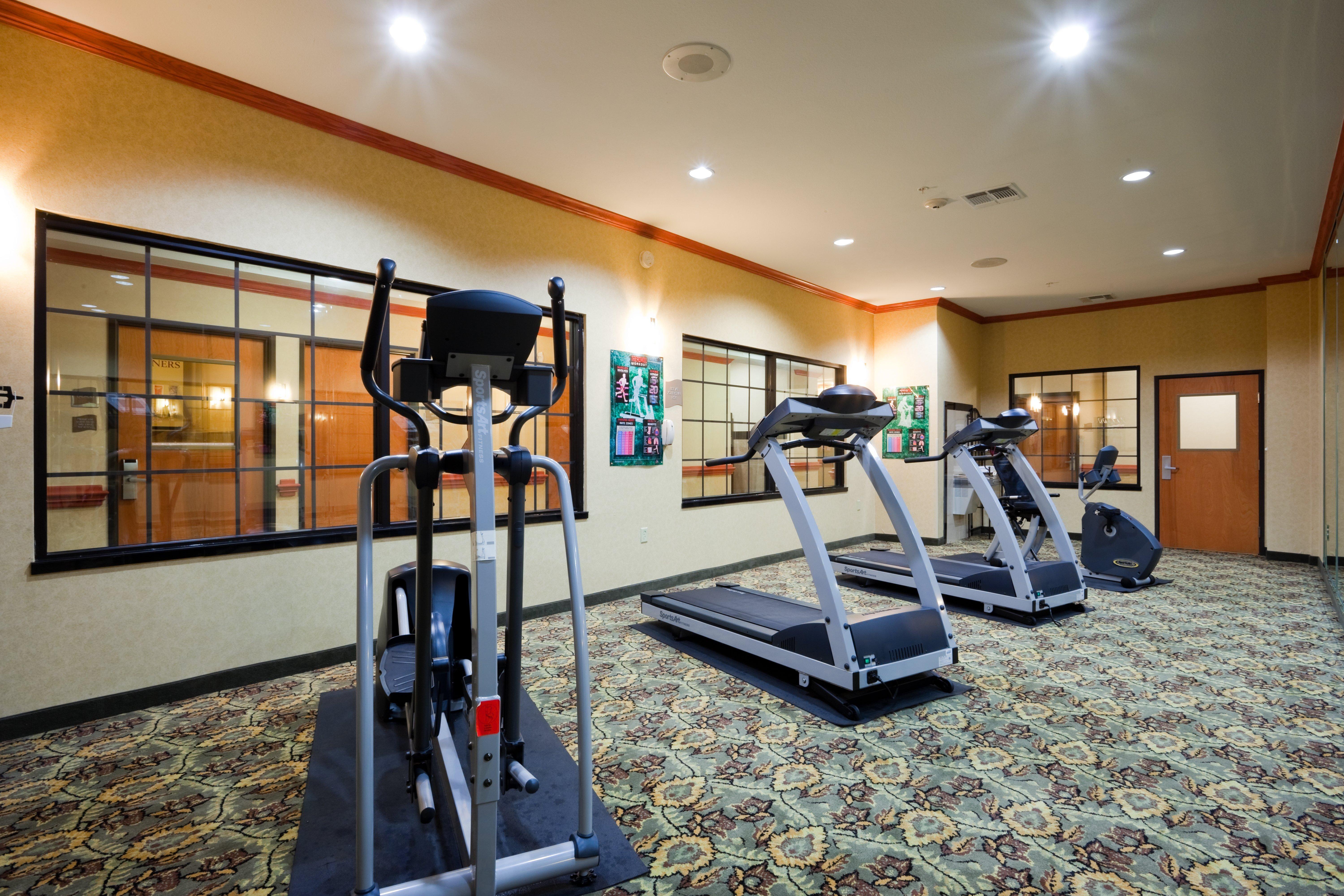 Holiday Inn Express Hotel And Suites Fairfield-North By Ihg Екстер'єр фото