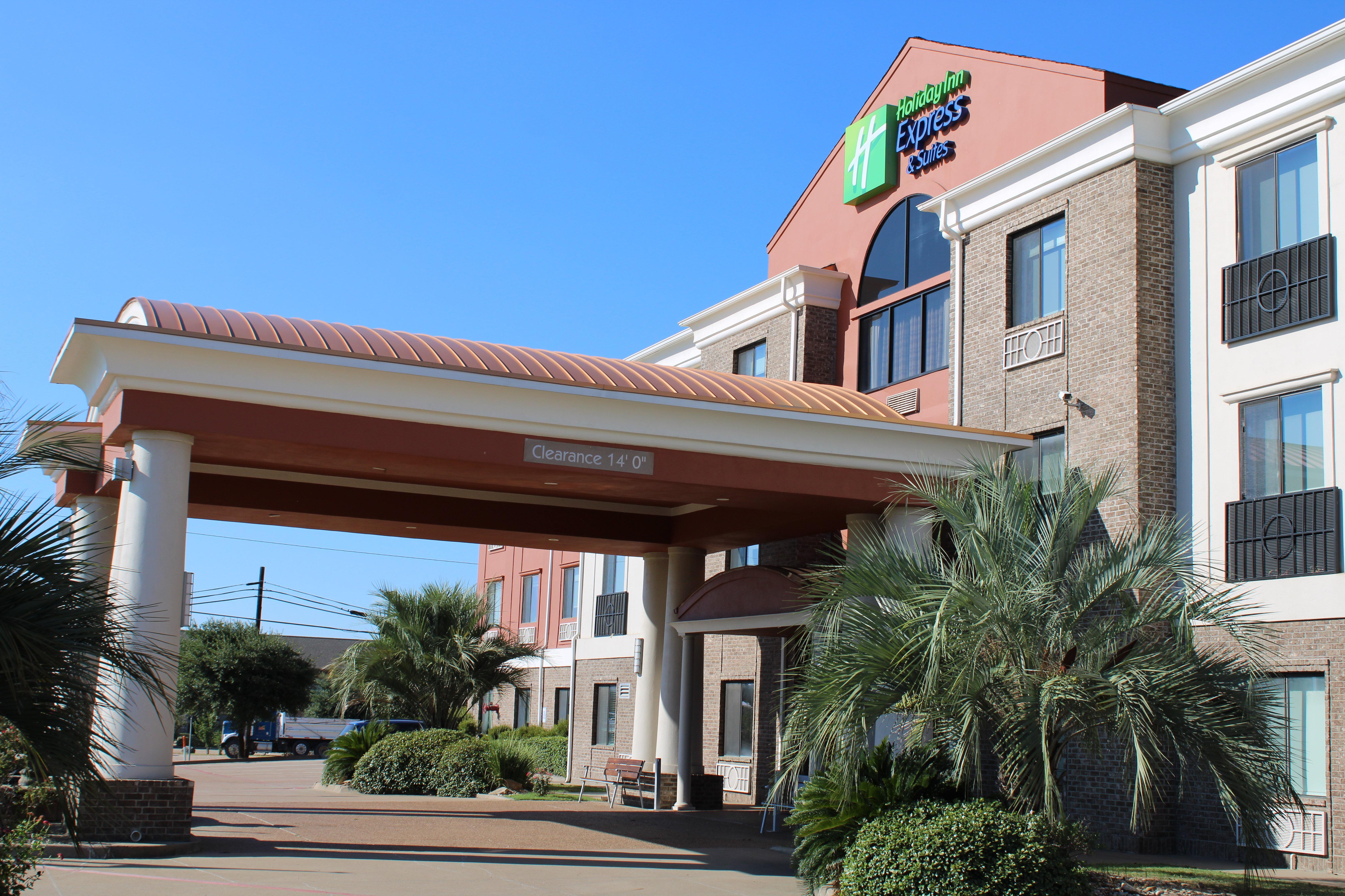 Holiday Inn Express Hotel And Suites Fairfield-North By Ihg Екстер'єр фото