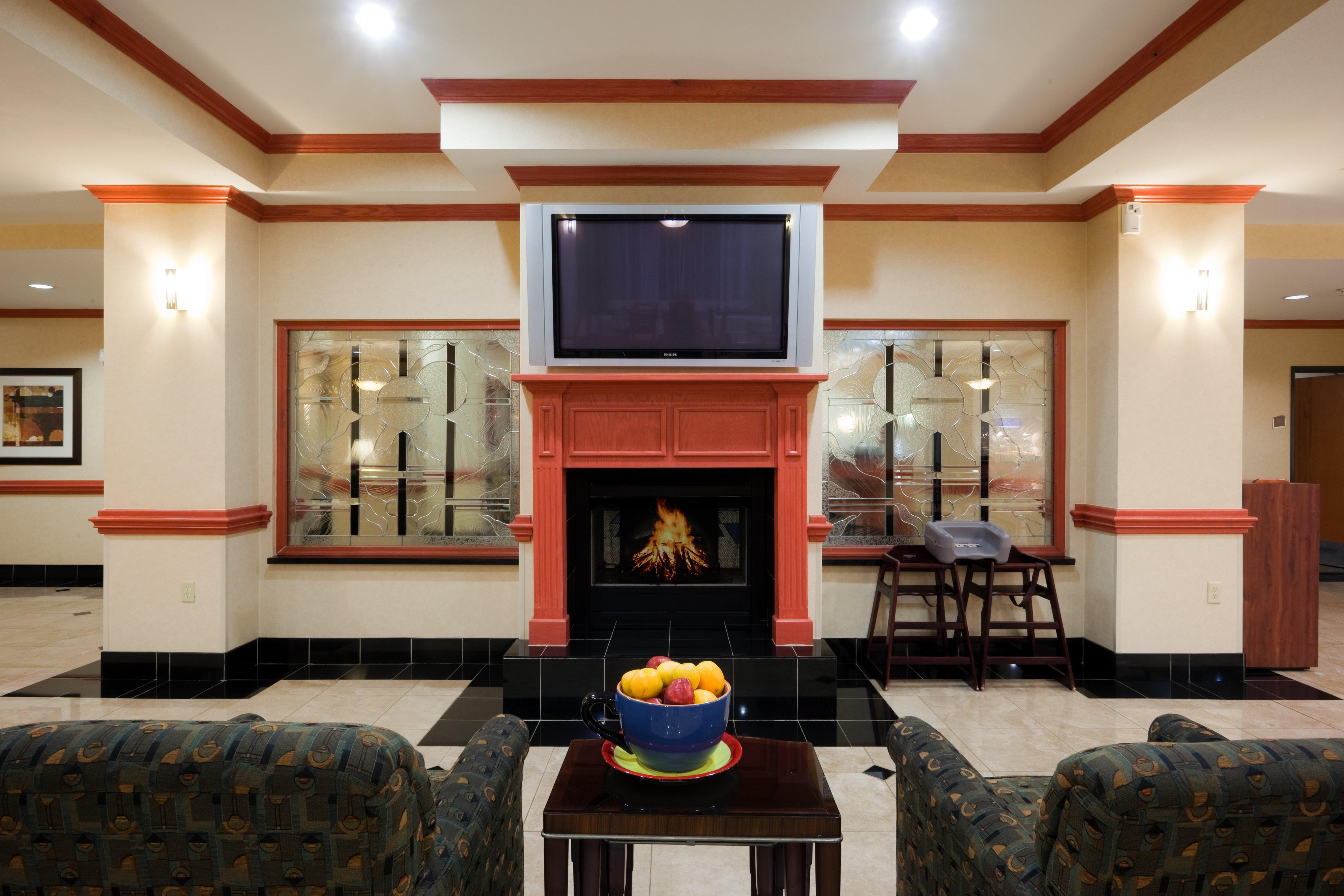 Holiday Inn Express Hotel And Suites Fairfield-North By Ihg Екстер'єр фото