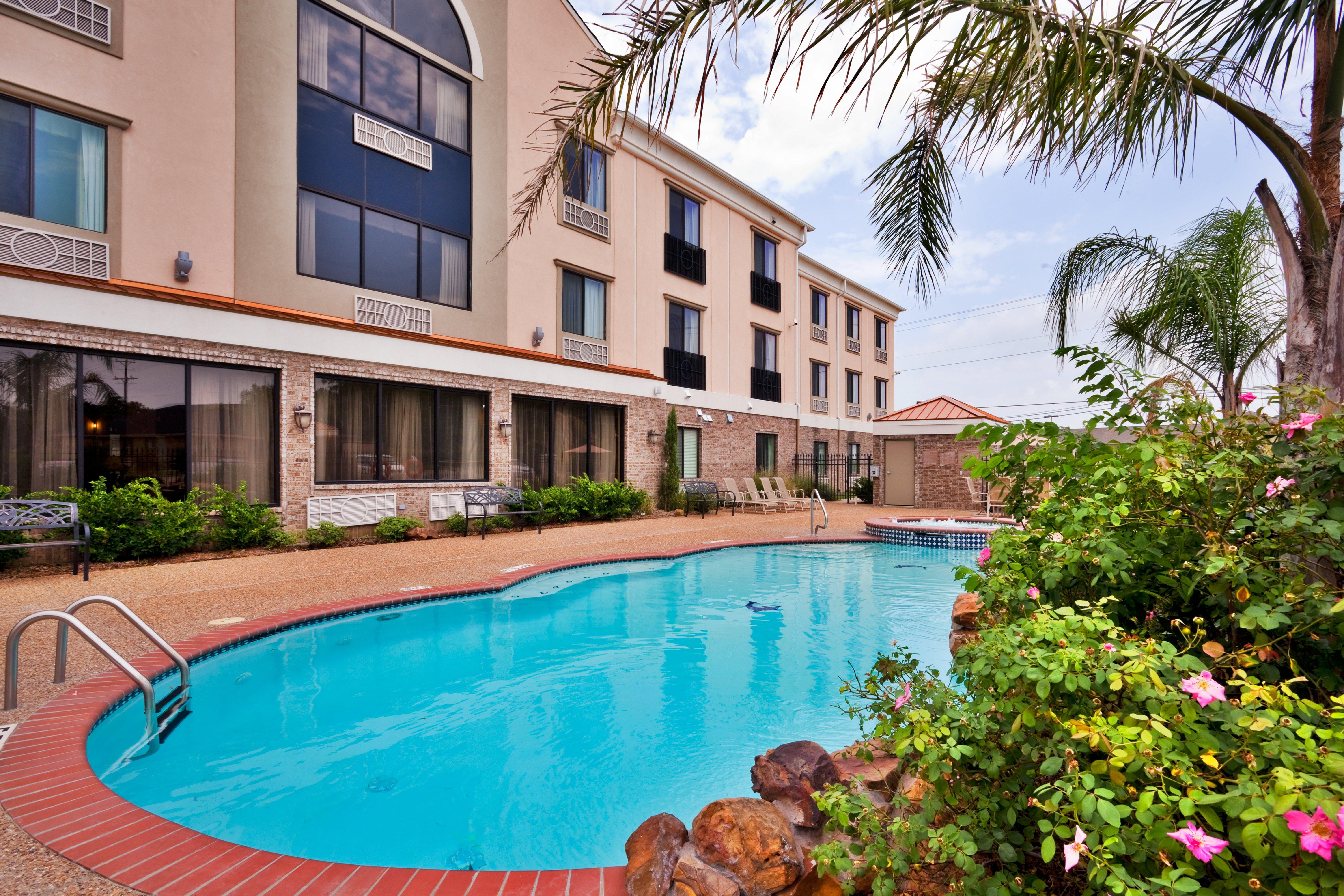 Holiday Inn Express Hotel And Suites Fairfield-North By Ihg Екстер'єр фото